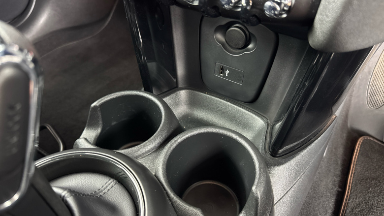 MINI Cooper 1.5 C Exclusive 5dr Auto Petrol Hatchback